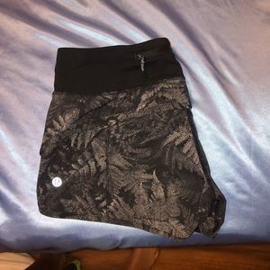 Patterned Lululemon speed shorts